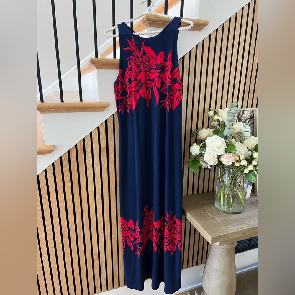 Long fitted Maxi Dress